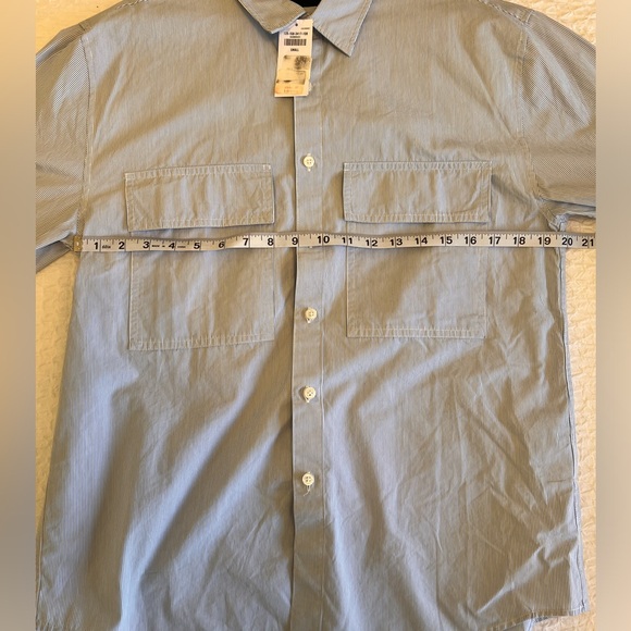 Abercrombie & Fitch Blue Striped Button Down - Picture 4 of 11